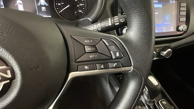 Used 2023 Nissan Kicks SV FWD image 16