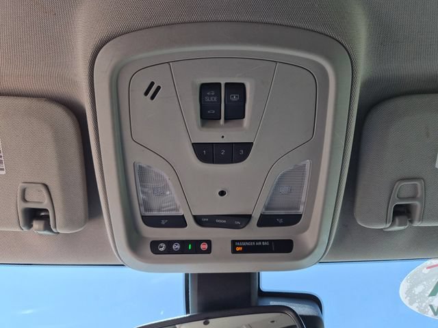 Used 2016 Chevrolet Impala LTZ FWD image 30