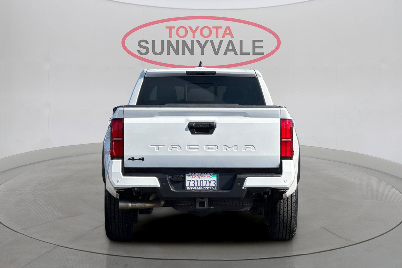 Used 2024 Toyota Tacoma TRD Off-Road w/ TRD Off Road Upgrade Package AWD/4WD image 8