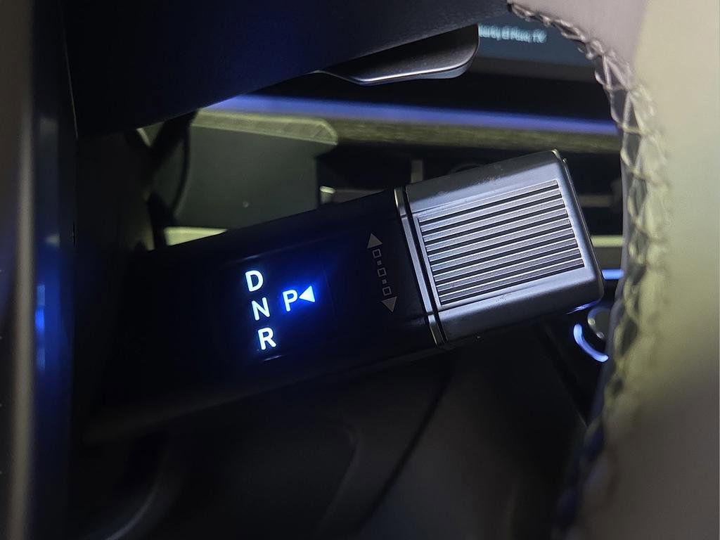 Used 2024 Hyundai Santa Fe Calligraphy image 26