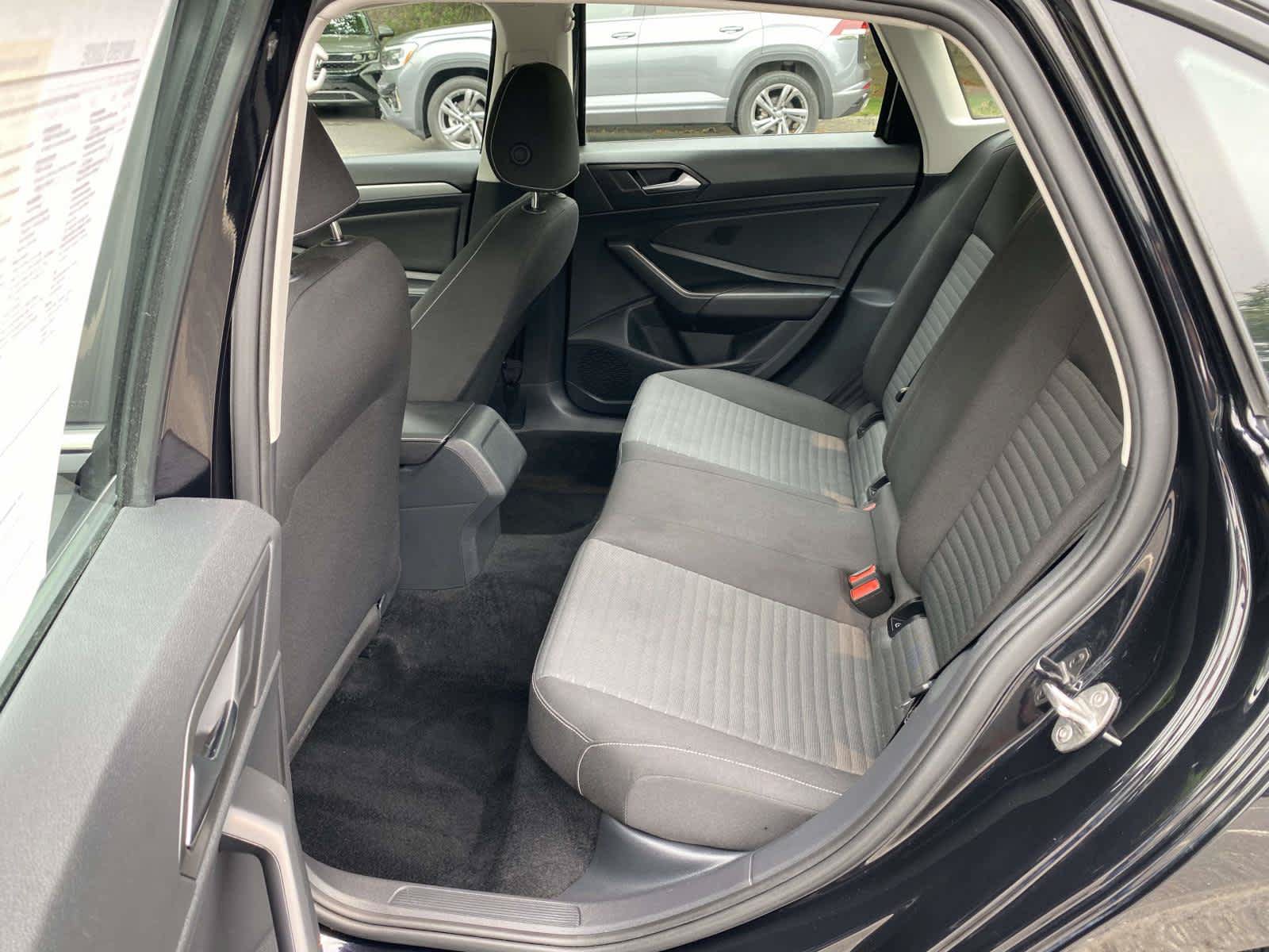 Certified 2024 Volkswagen Jetta S FWD image 22