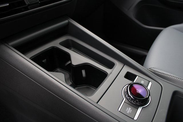 New 2025 Volkswagen Tiguan SE R-Line image 10