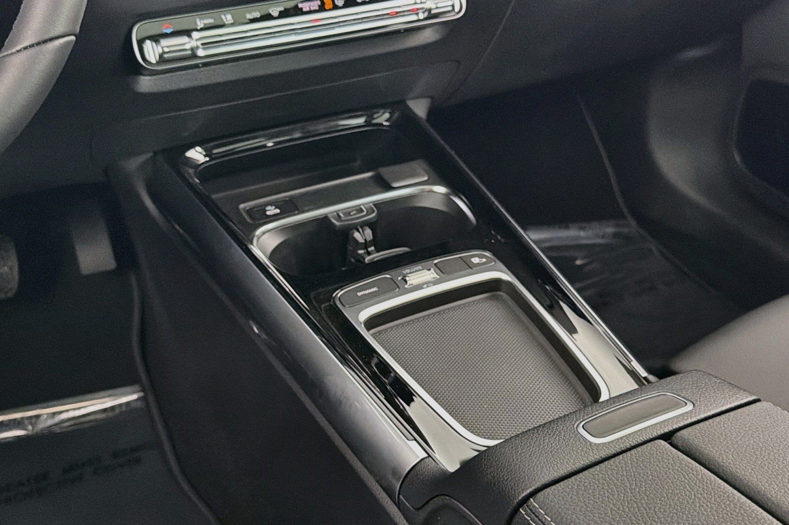 New 2026 Mercedes-Benz GLA 250 image 5