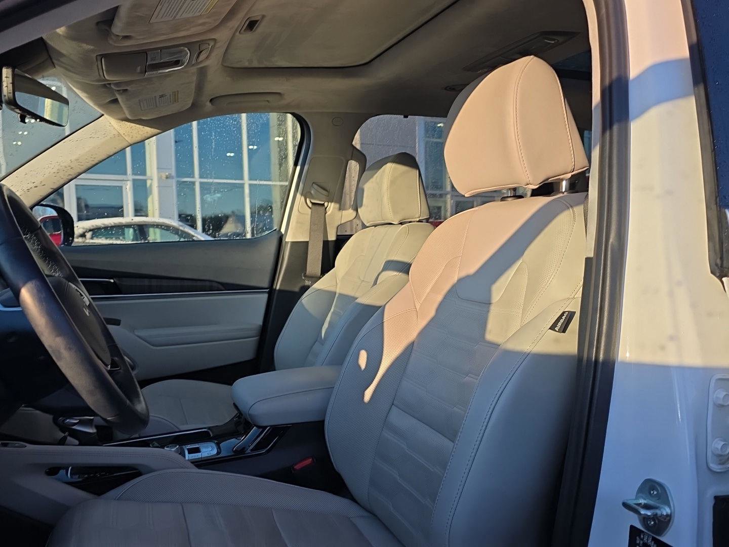 Used 2024 Kia Telluride SX Prestige AWD/4WD image 24