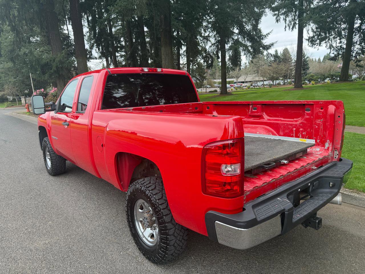 Used 2009 Chevrolet Silverado 2500 LT image 3