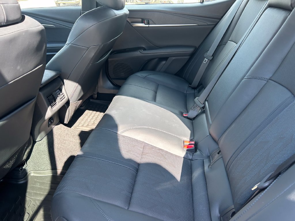 Used 2026 Toyota Camry XSE AWD/4WD image 16