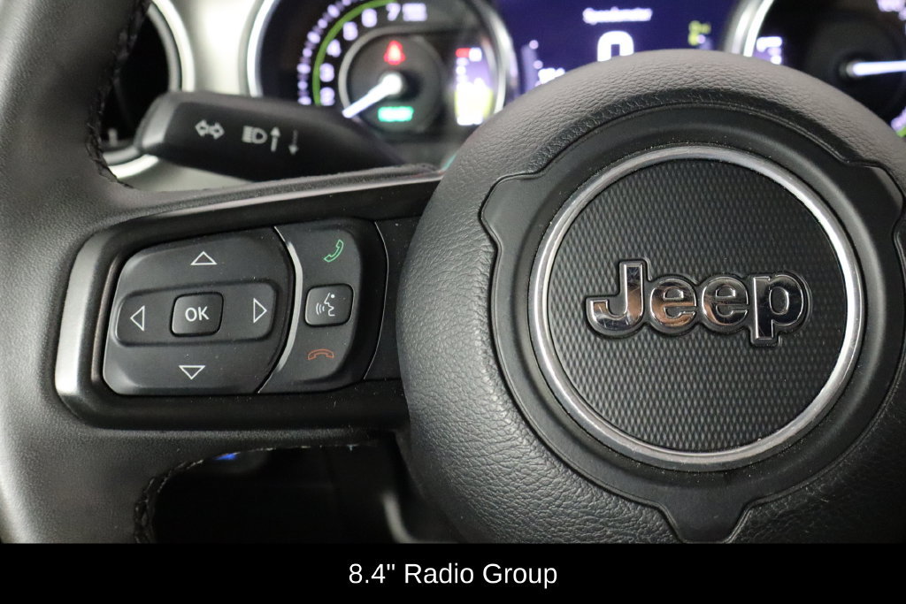 Used 2023 Jeep Wrangler Unlimited w/ Cold Weather Group AWD/4WD image 8