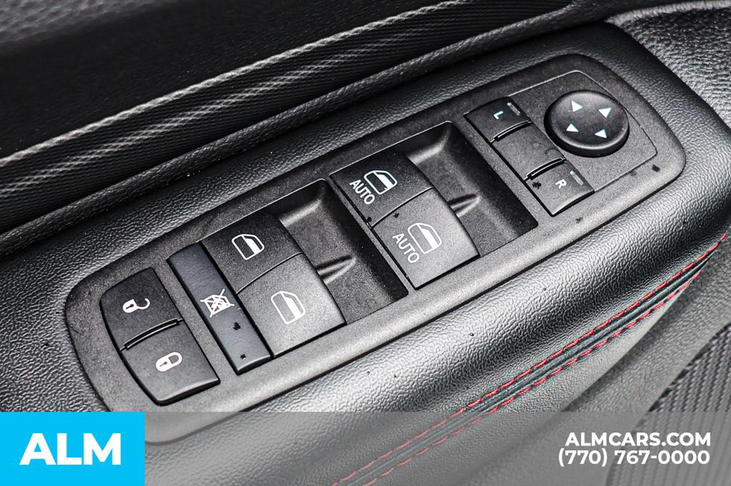 Used 2025 Dodge Durango GT RWD image 45
