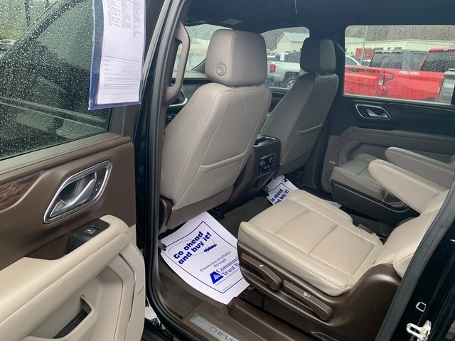 Used 2021 Chevrolet Suburban Z71 w/ Z71 Off-Road Package image 6