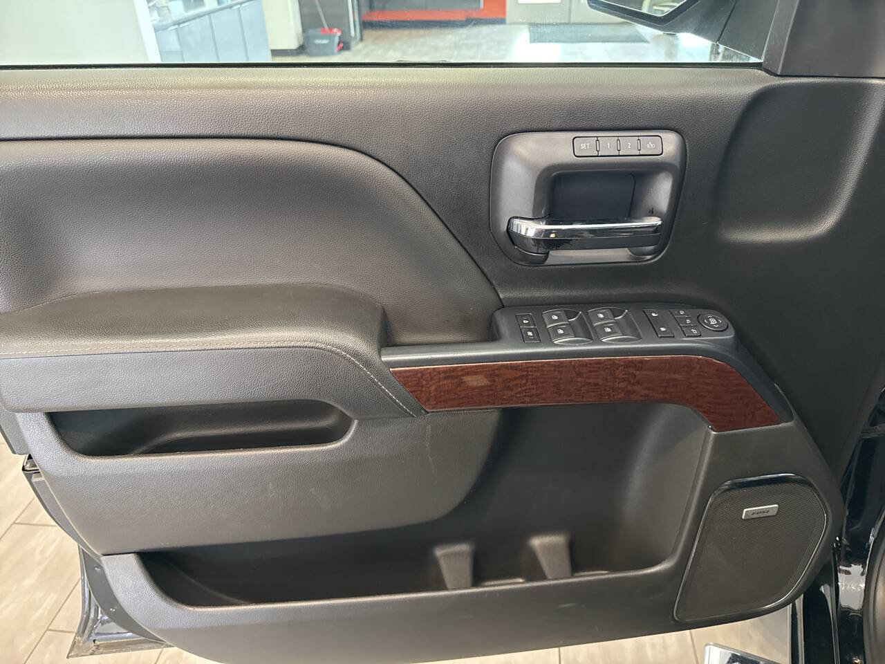 Used 2018 GMC Sierra 1500 SLT image 13