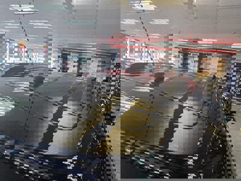 Used 2019 Chevrolet Trax LT w/ LT Convenience Package image 30