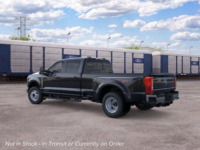 New 2026 Ford F350 4x4 Crew Cab DRW Super Duty image 4