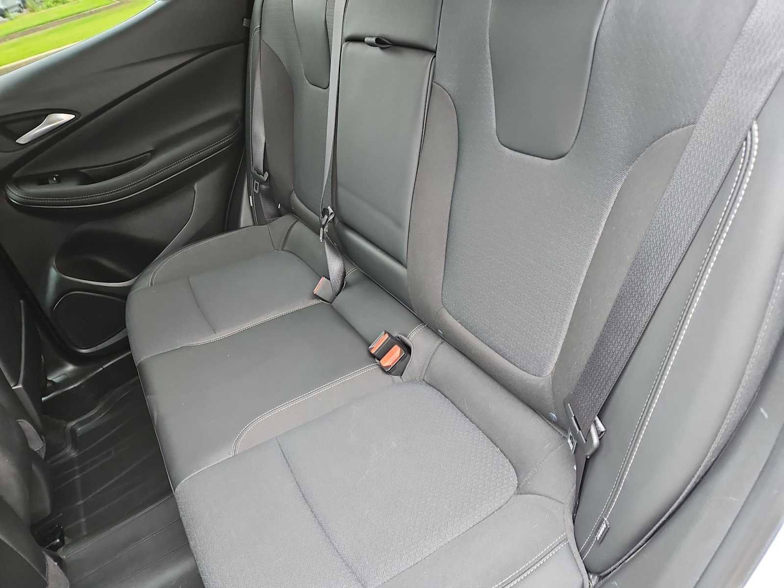 Used 2022 Buick Encore GX Select w/ Advanced Technology Package AWD/4WD image 20