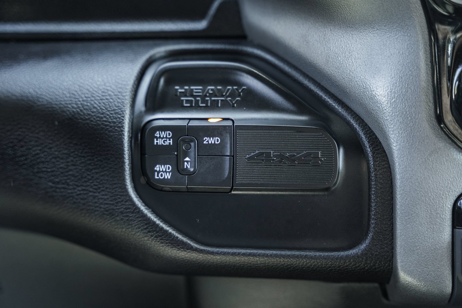 Used 2022 RAM 2500 Big Horn w/ Night Edition AWD/4WD image 44