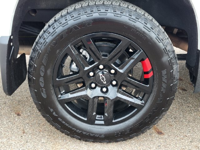Used 2025 Chevrolet Silverado 1500 RST w/ Redline Edition AWD/4WD image 30