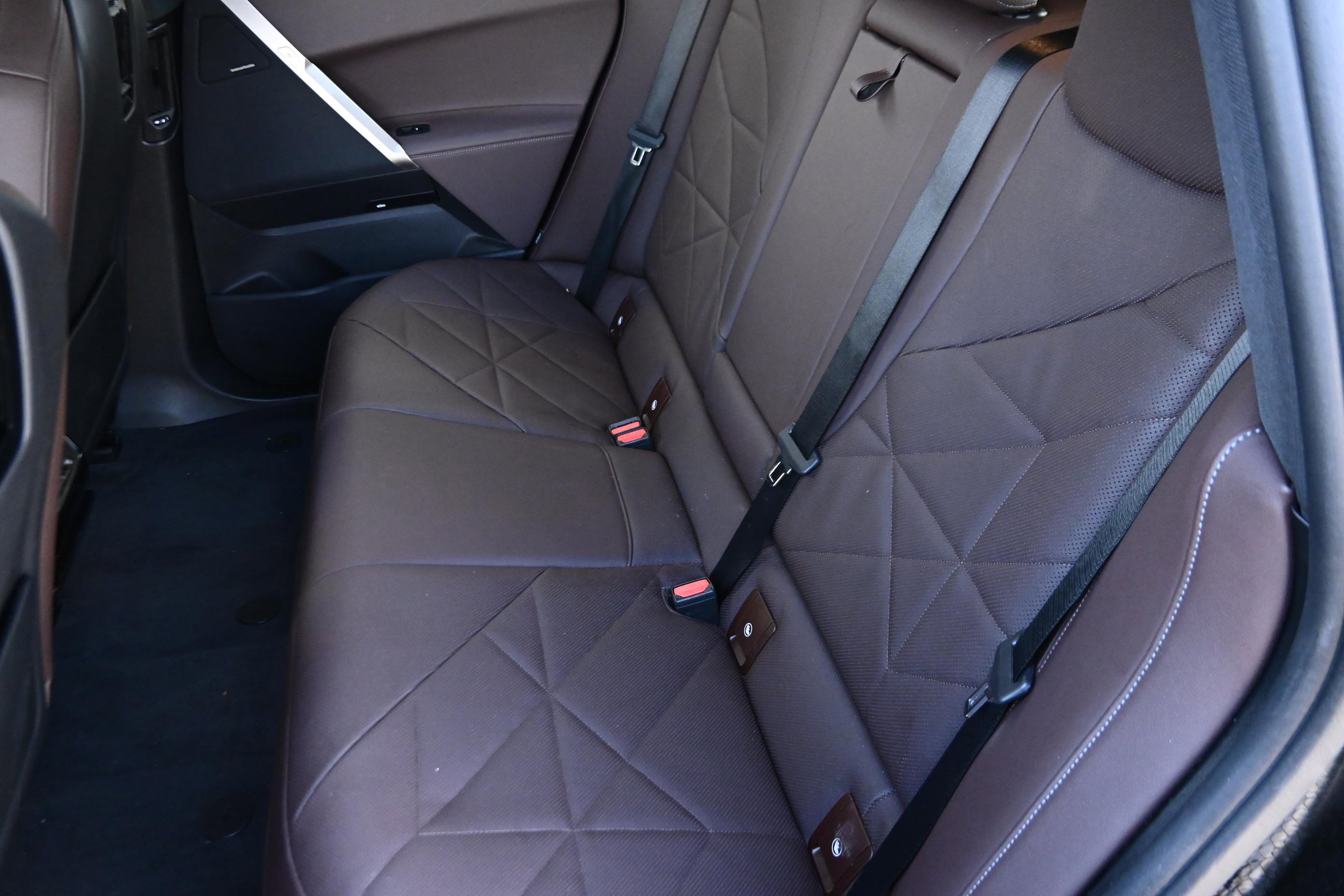 Certified 2025 BMW iX xDrive50 image 11