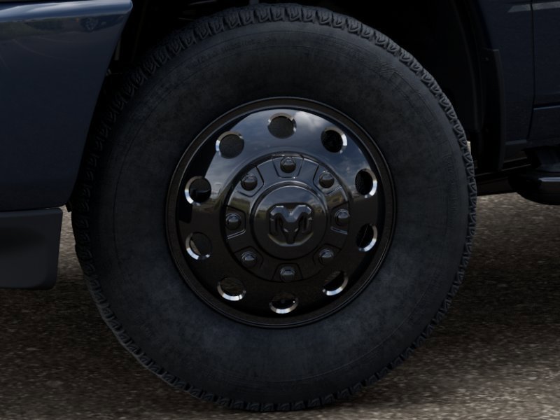 New 2026 RAM 3500 Laramie AWD/4WD image 4