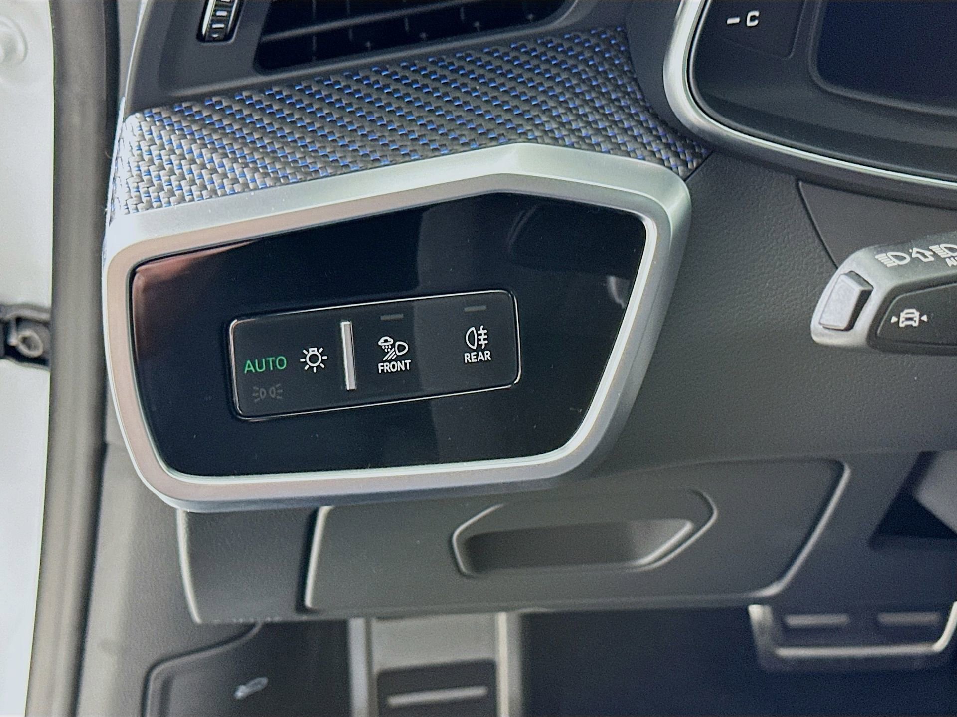 Used 2024 Audi RS 7 Performance image 11