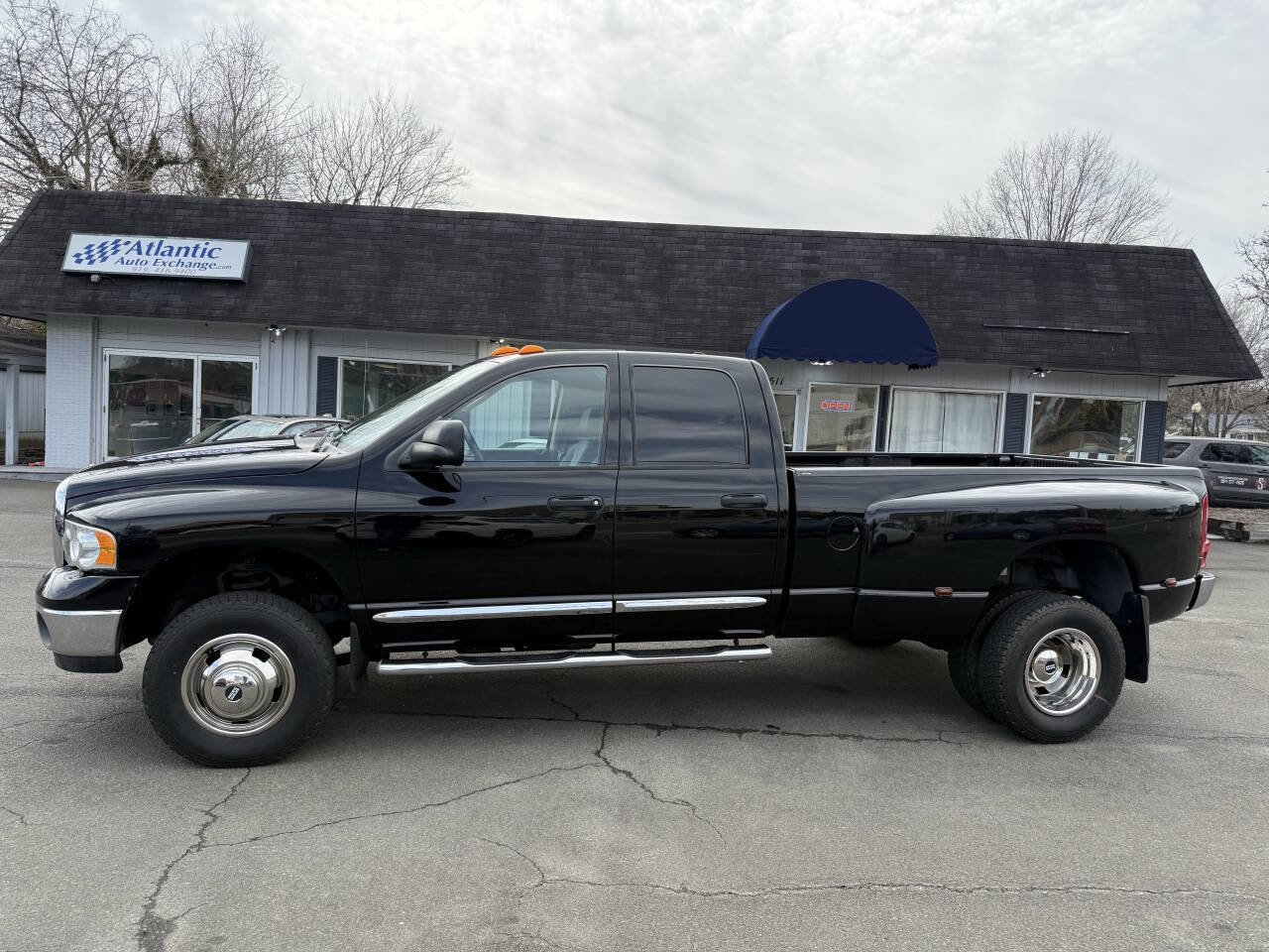 Used 2005 Dodge Ram 3500 Truck SLT image 5