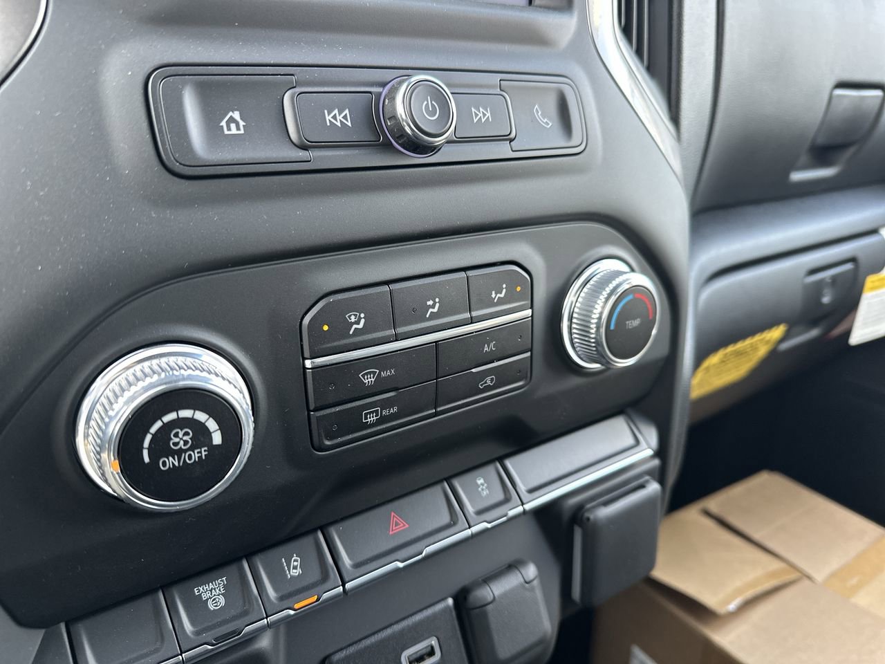 New 2026 GMC Sierra 3500 Pro w/ Convenience Package image 18