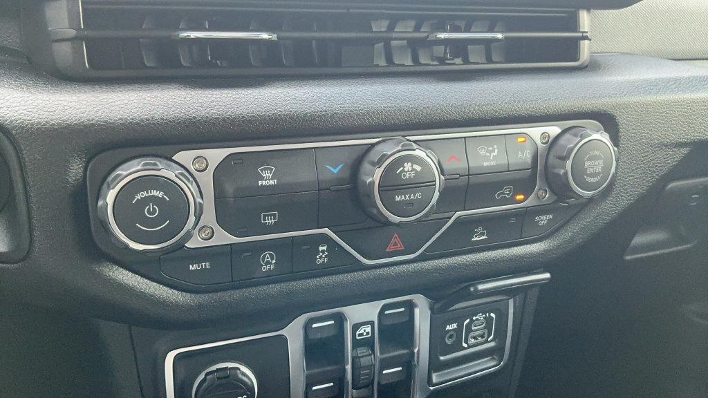 New 2026 Jeep Gladiator Sport AWD/4WD image 16