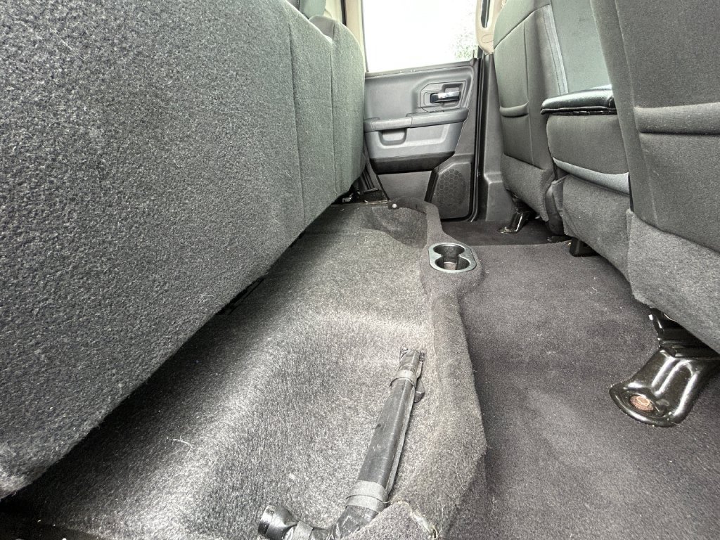 Used 2024 RAM 1500 Classic SLT AWD/4WD image 22