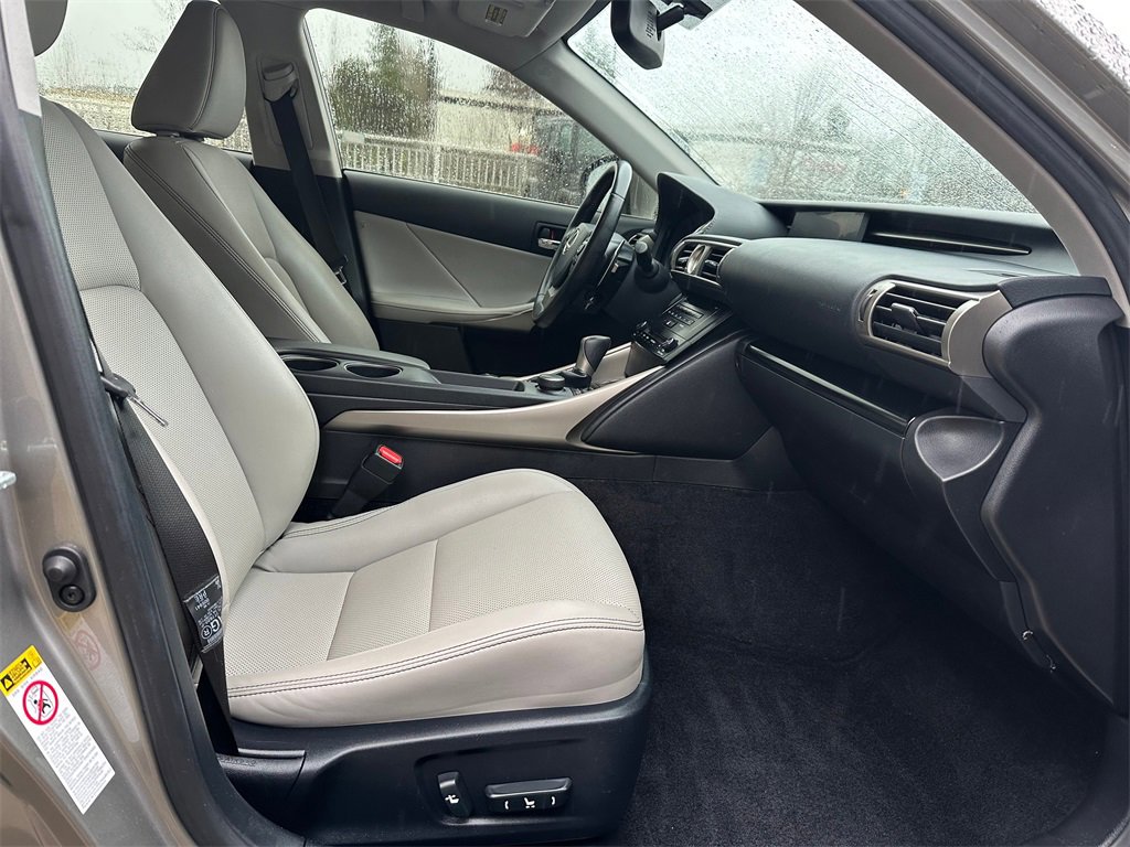 Used 2014 Lexus IS 250 AWD image 10