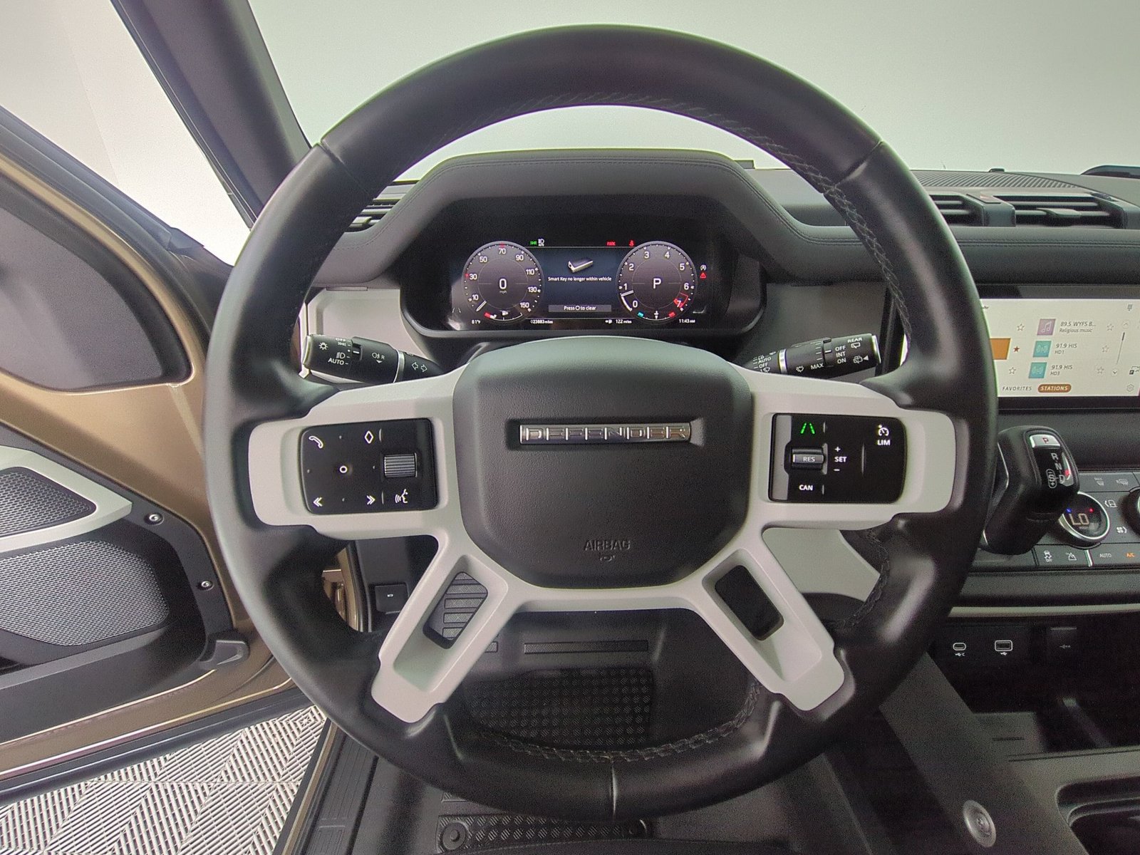 Used 2023 Land Rover Defender 90 S AWD/4WD image 30
