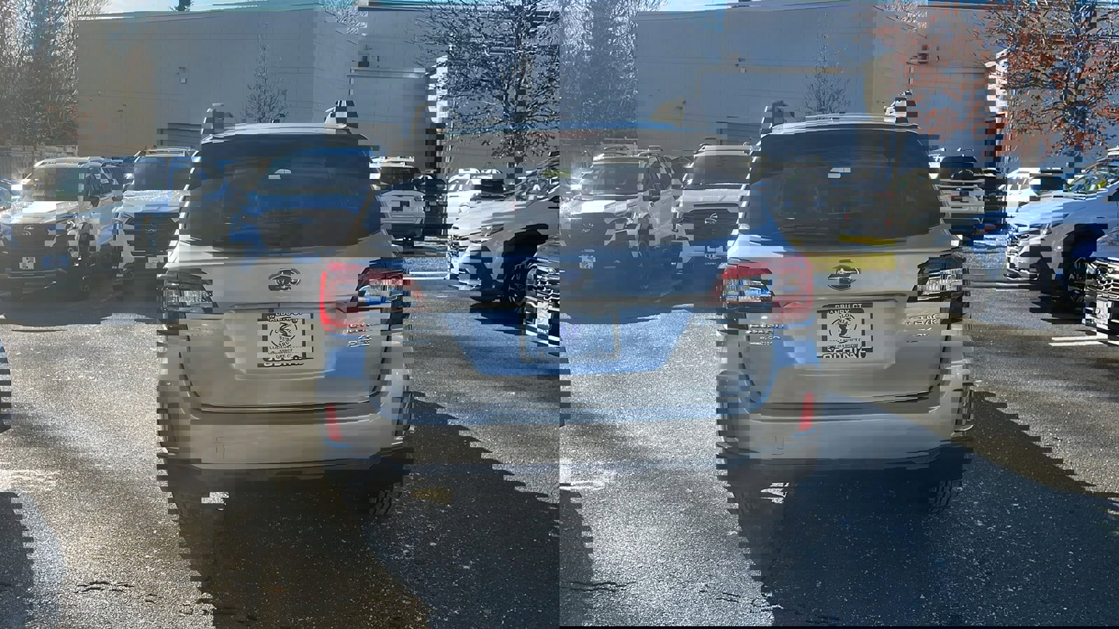 Used 2015 Subaru Outback 2.5i Premium image 6