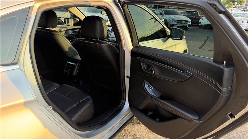 Used 2018 Chevrolet Impala Premier FWD image 35