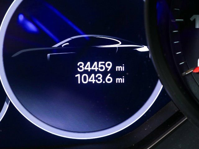 Certified 2023 Porsche Panamera Platinum Edition image 12