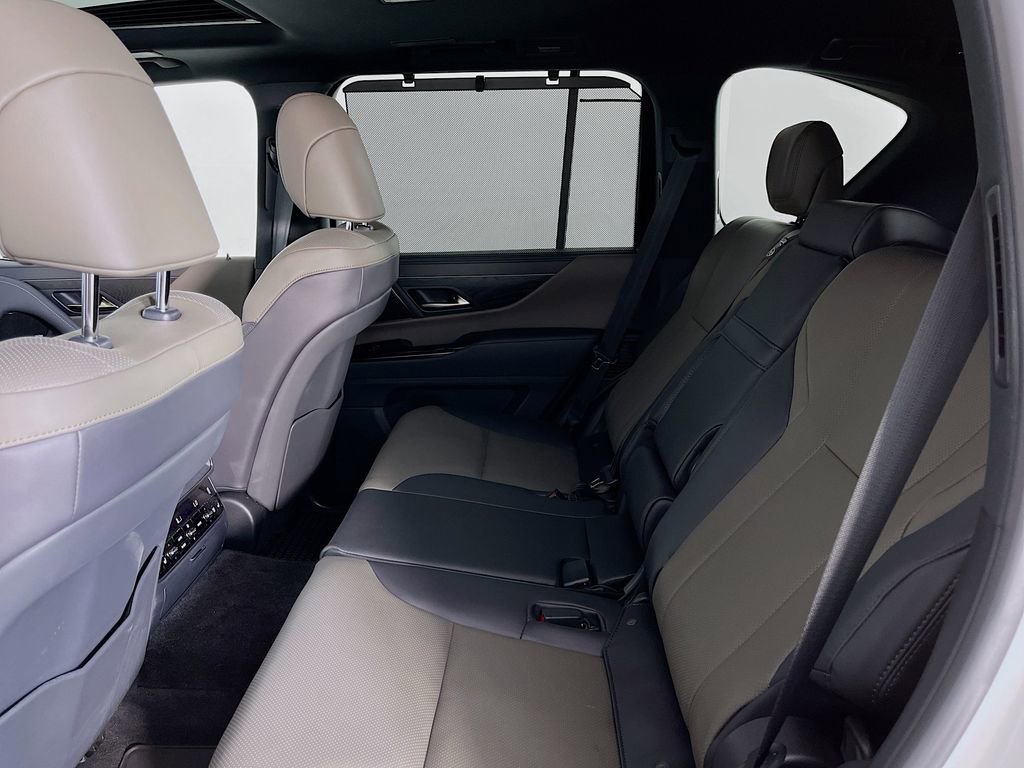 Used 2025 Lexus LX 700h Overtrail AWD/4WD image 33