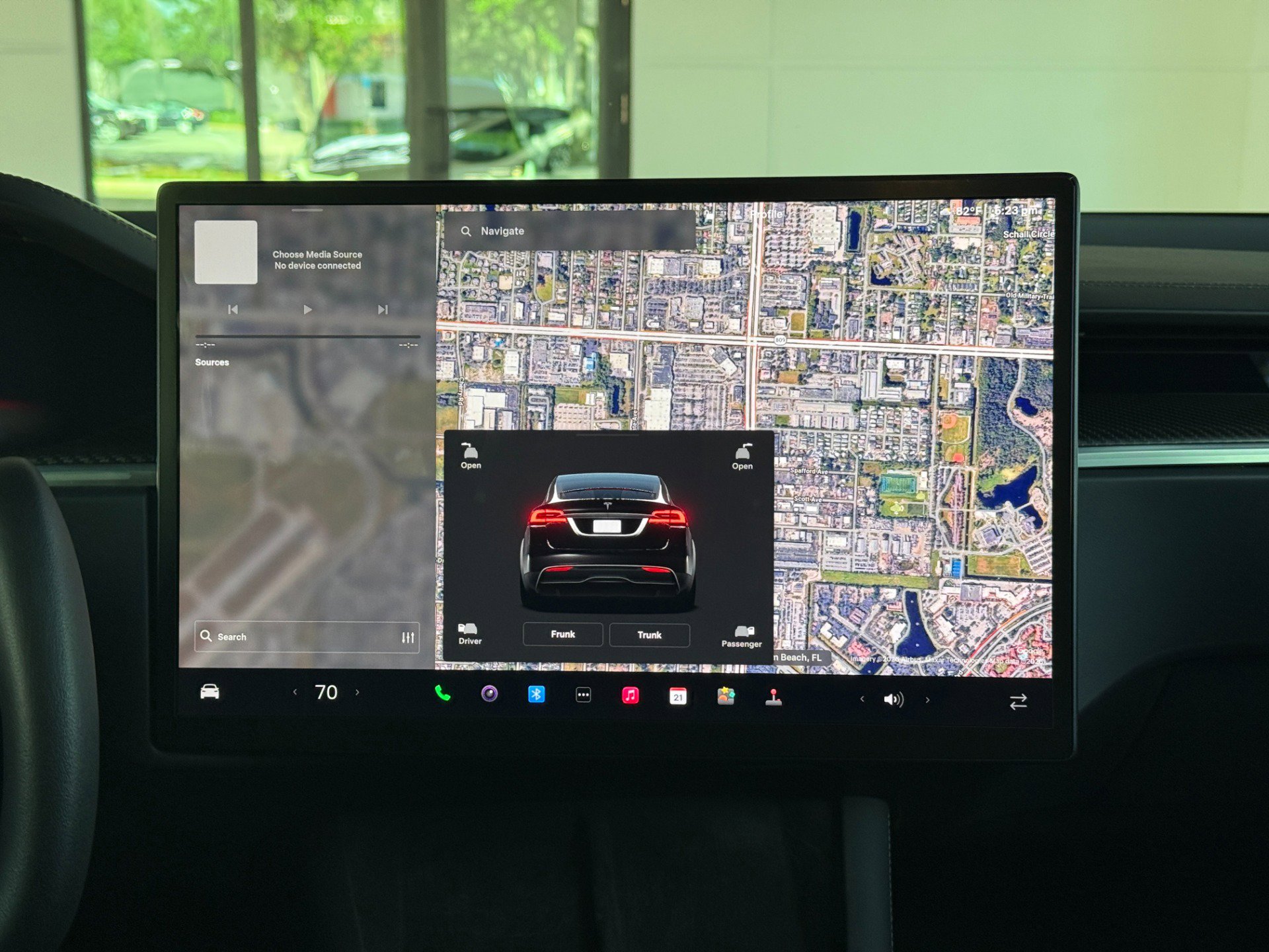 Used 2022 Tesla Model X Plaid AWD/4WD image 38