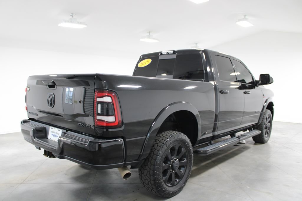 Used 2019 RAM 2500 Laramie w/ Black Appearance Package image 11