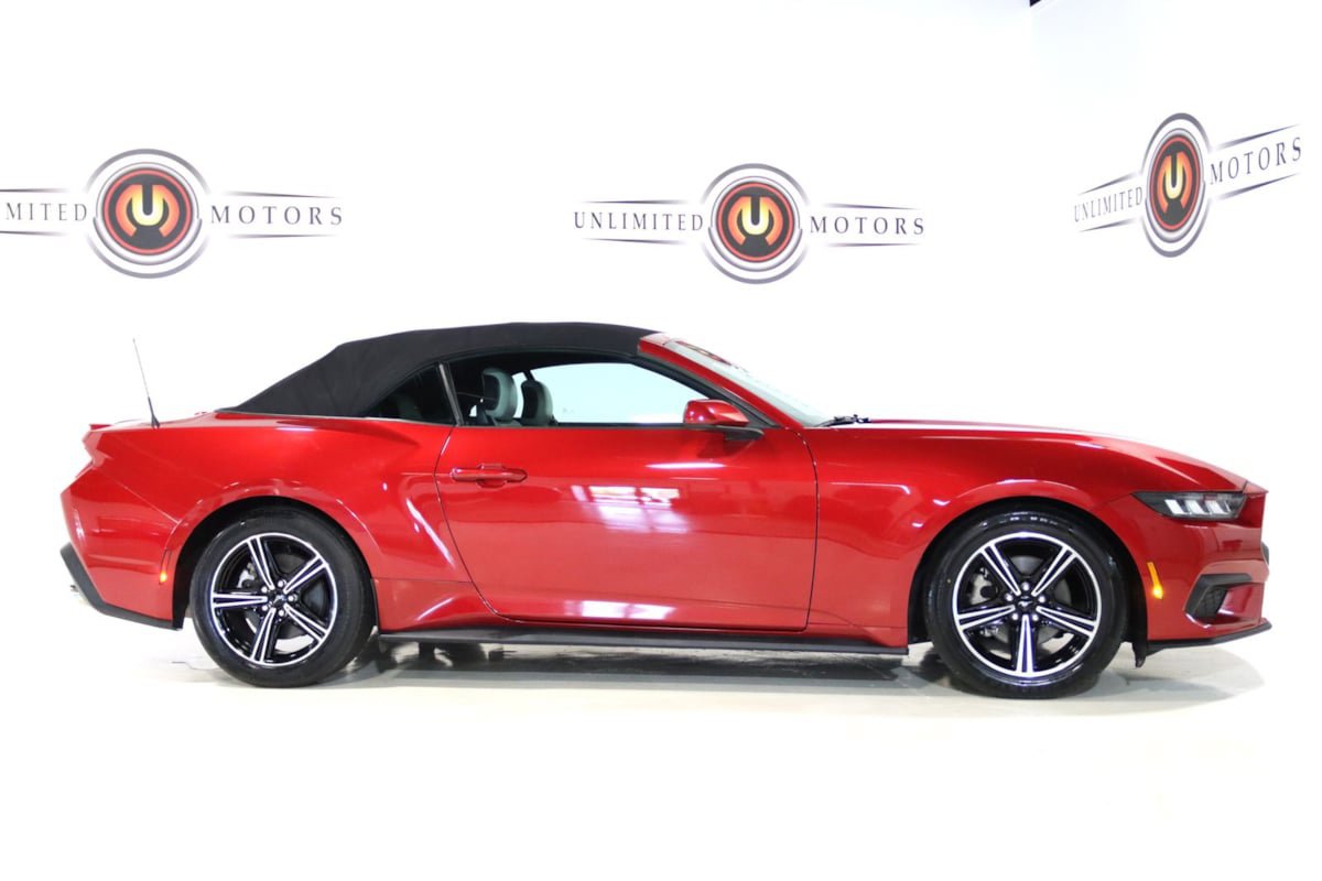 Used 2024 Ford Mustang Premium RWD image 40
