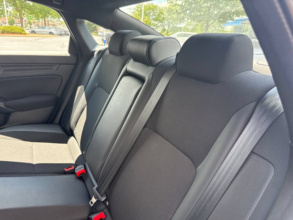 Certified 2025 Honda Civic Sport image 18
