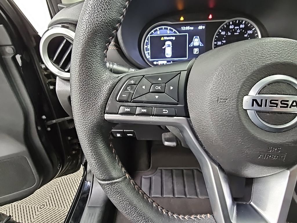 Used 2021 Nissan Versa SR w/ Convenience Package image 22