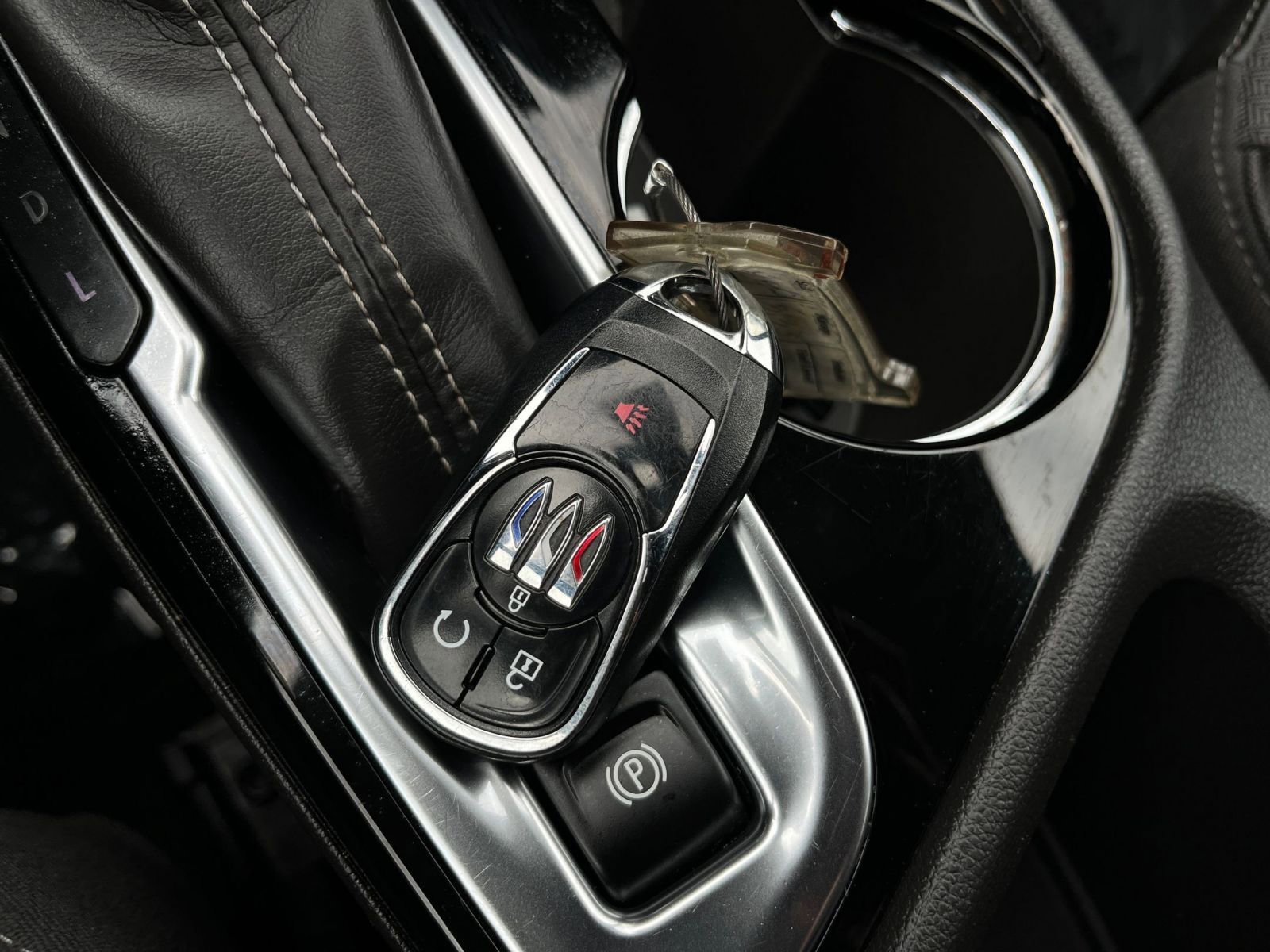 Used 2025 Buick Encore GX Preferred AWD/4WD image 21