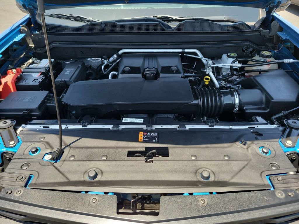 Used 2023 Chevrolet Colorado Trail Boss w/ LPO, Dark Essentials Package AWD/4WD image 24