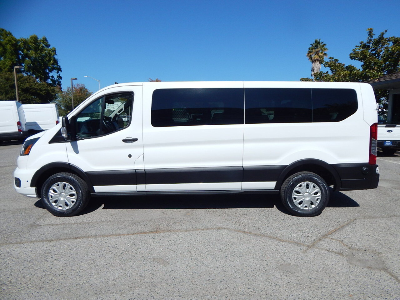 Used 2024 Ford Transit 350 XLT RWD image 5