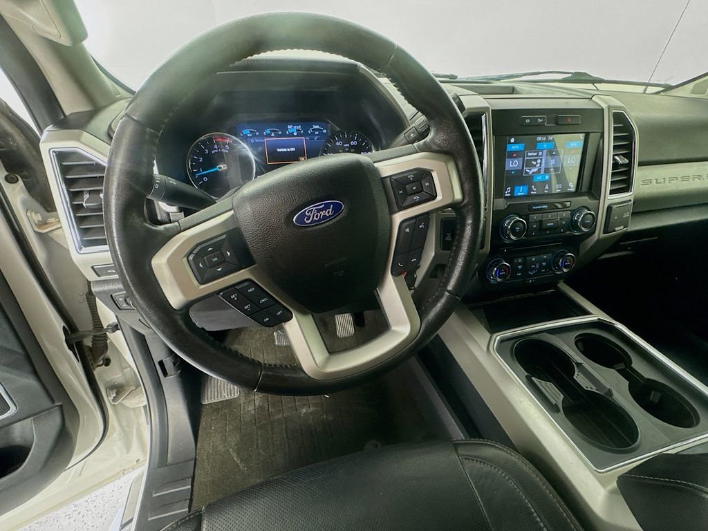 Used 2018 Ford F250 Lariat w/ Chrome Package image 9
