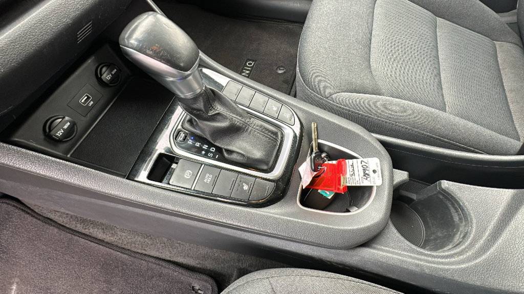 Used 2021 Hyundai Ioniq SE image 13