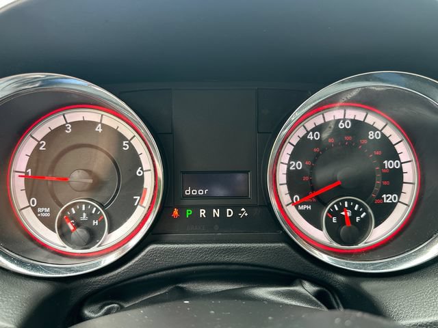 Used 2015 Dodge Grand Caravan SXT w/ UConnect Hands-Free Group FWD image 26