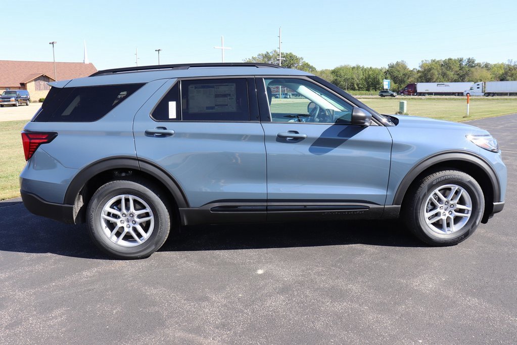 New 2026 Ford Explorer Active image 16