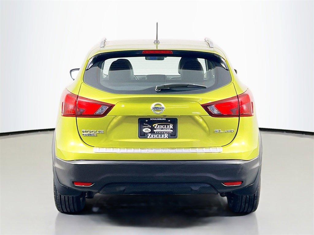 Used 2017 Nissan Rogue Sport SL w/ SL Premium Package image 6