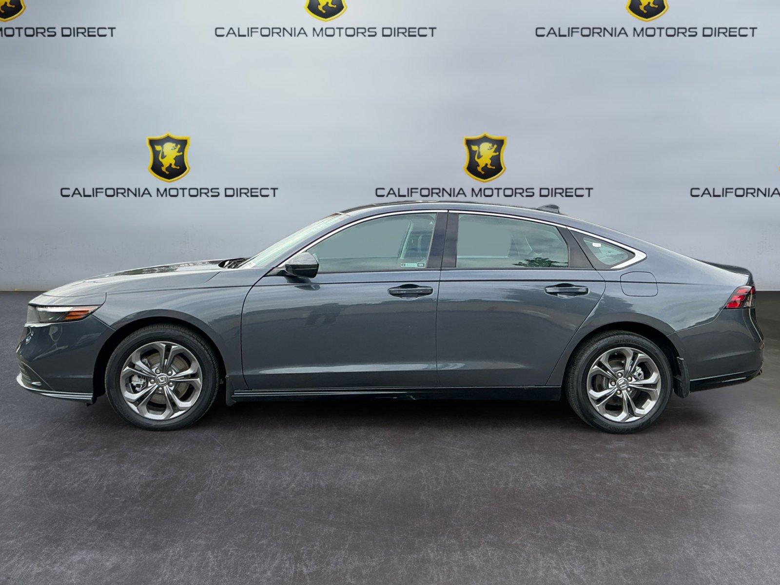 Used 2023 Honda Accord EX-L image 8