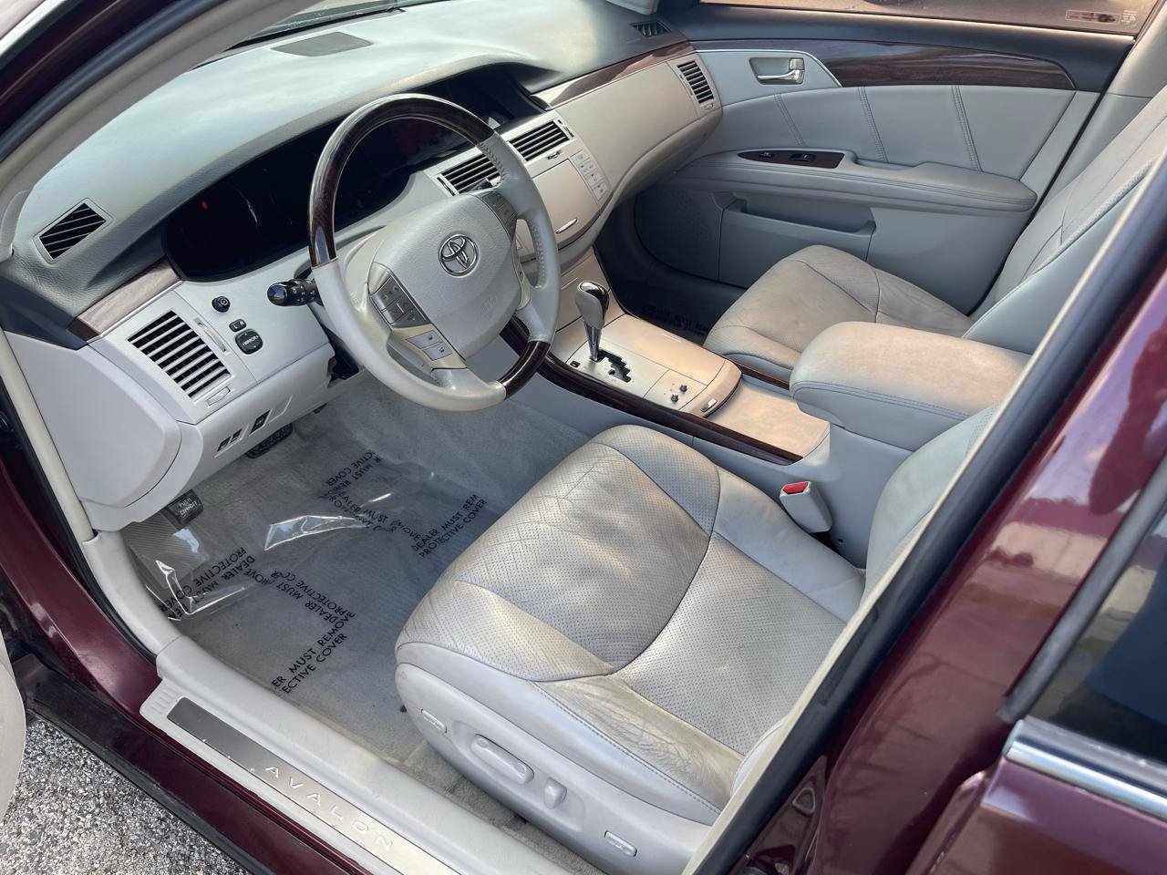 Used 2008 Toyota Avalon XLS FWD image 17