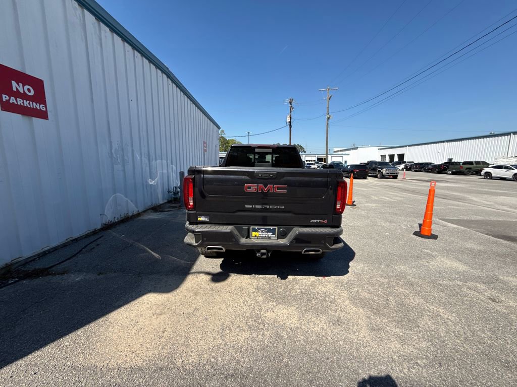 Used 2022 GMC Sierra 1500 AT4 w/ Sierra Safety Plus Package AWD/4WD image 6