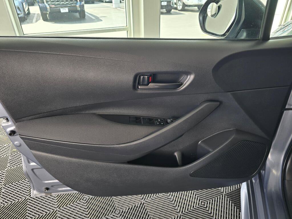 Used 2024 Toyota Corolla LE FWD image 19