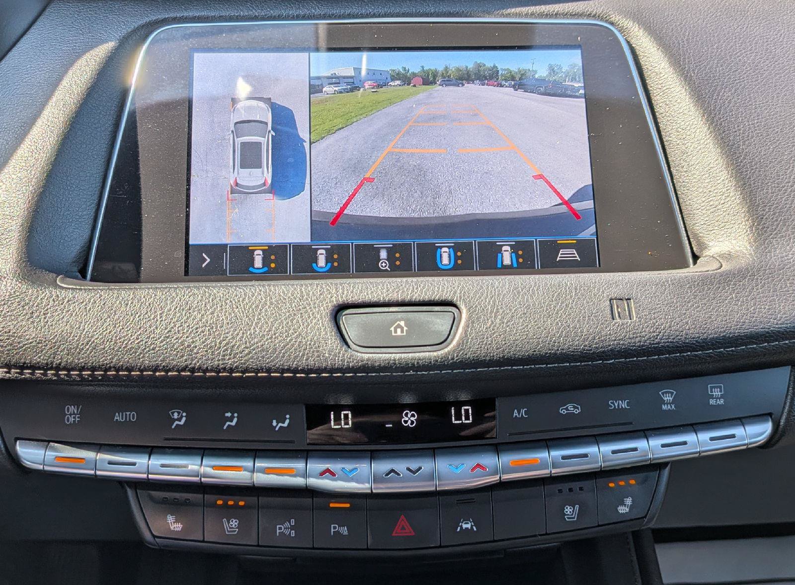 Used 2019 Cadillac XT4 Premium Luxury FWD image 18